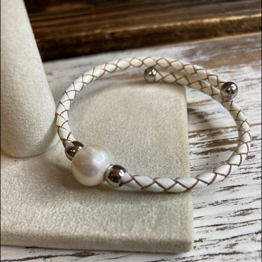 Genuine Pearl Bracelet